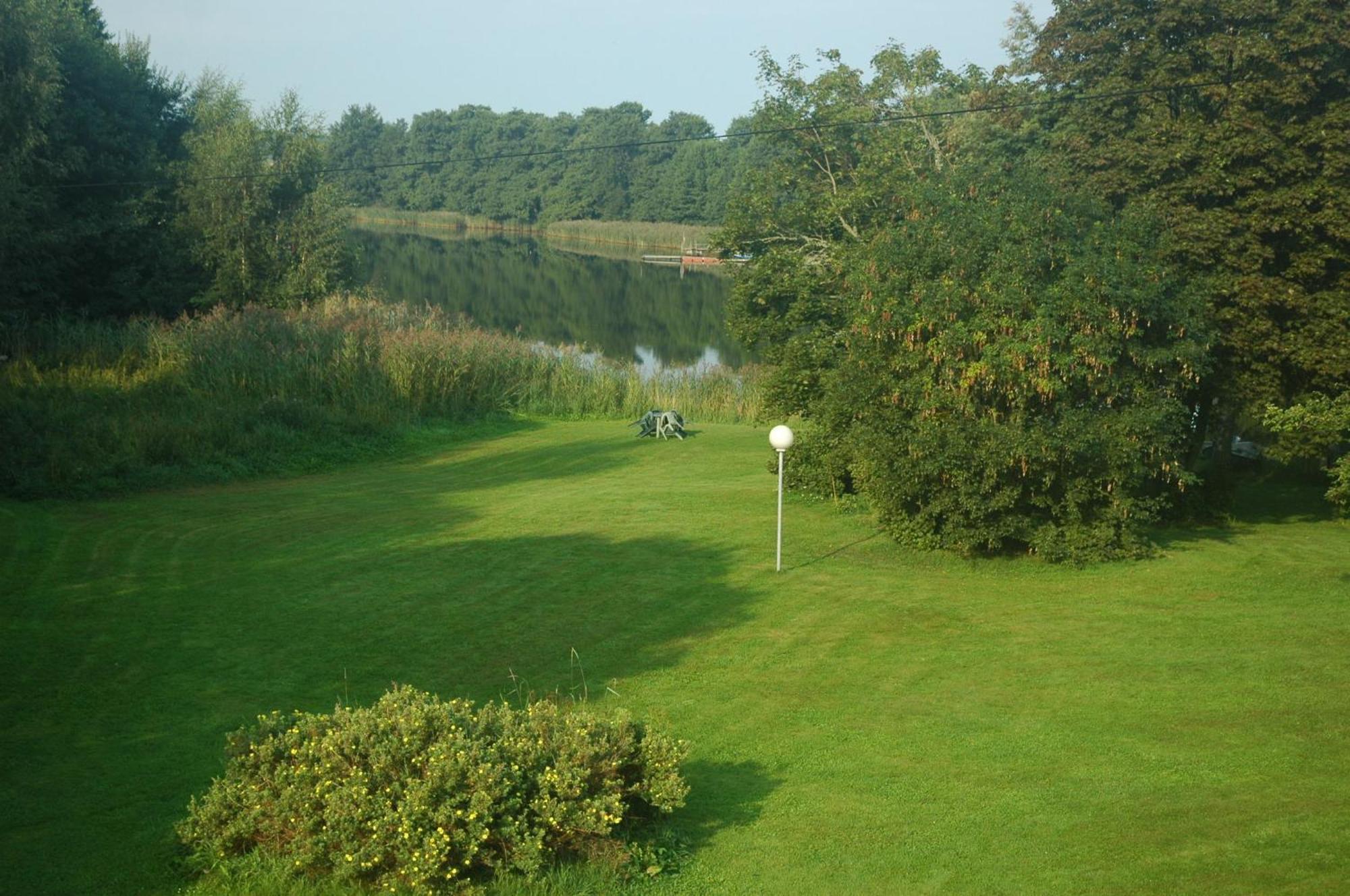 Gaestgard Christiansund Hotel Eckero Exterior foto